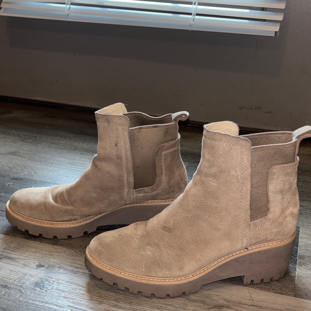 Dolce Vita Suede Ankle Boots in Beige - Picture 4 of 7